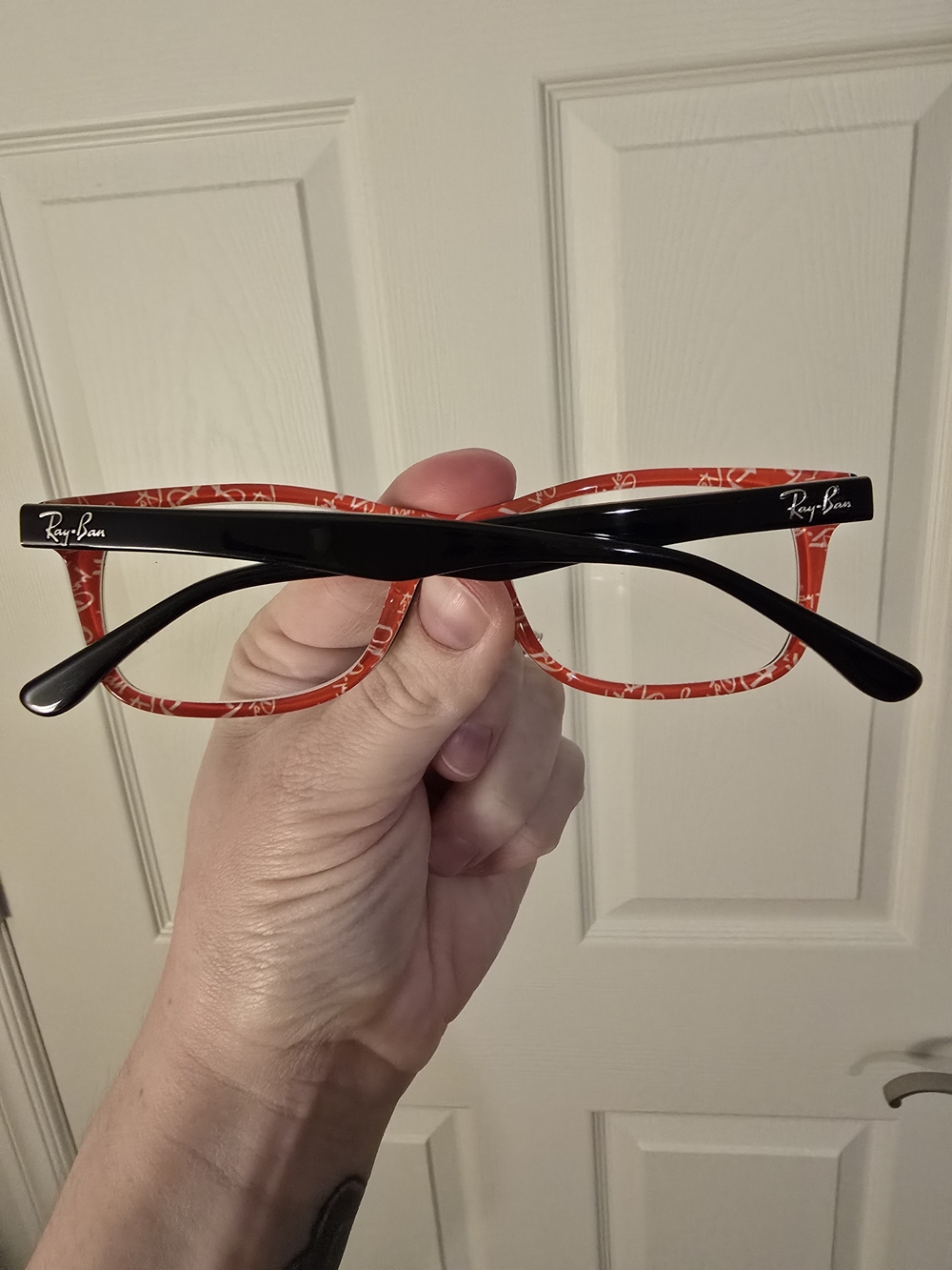 Ray-Ban Black with Red Patterned Glasses